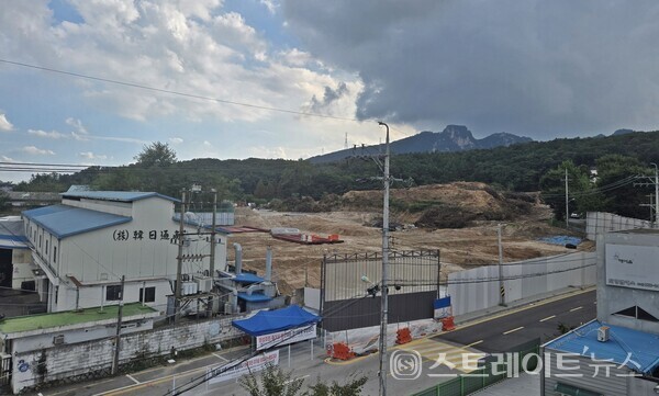 한신공영이 양주시 덕계 B-2블록에서 분양 예정인 '덕계역 한신더휴' 건설현장. (사진 :" 함영원 기자)