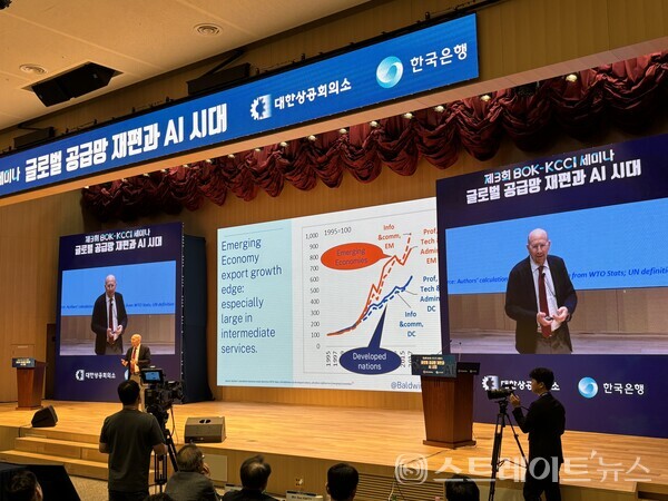 리차드 볼드윈 스위스 IMD 국제경영학과 교수.