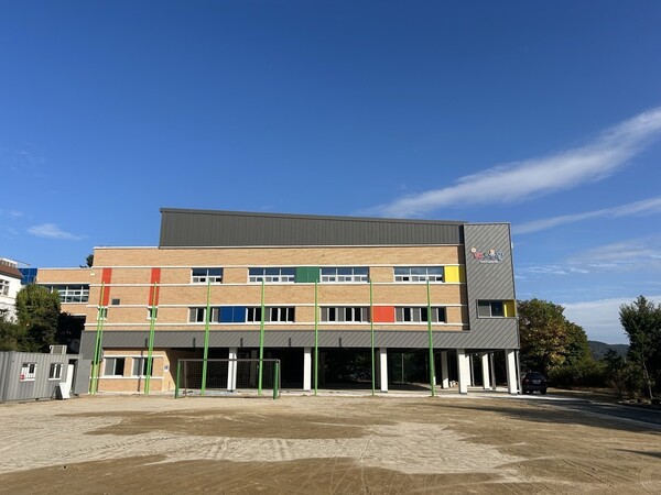 대전동명초 다목적강당 완공. 대전교육청 제공.