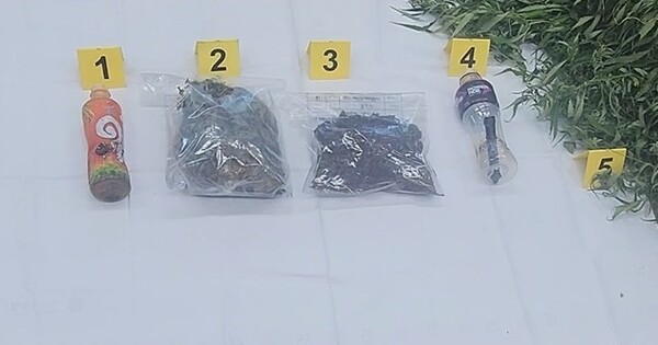 서해해경청 마약수사대가 압수한 마약 증거품.(사진=서해해경)