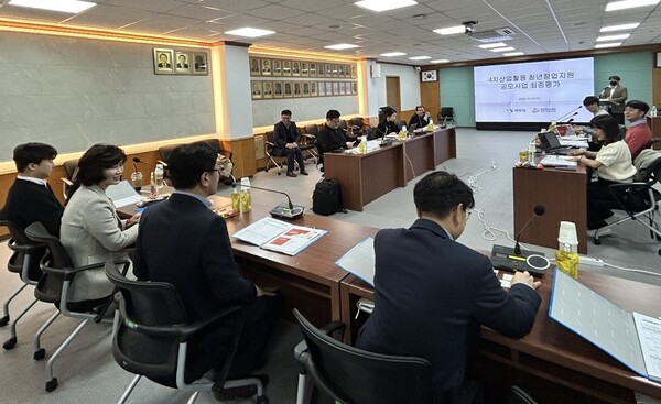 목포시가 청년창업지원사업 빛나는 성과를 이뤄냈다. 청년창업지원 공모사업 성과보고회를 개최했다.(사진=목포시).