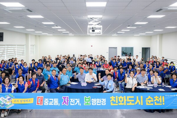 순천시(시장 노관규)는 2025년 대중교통, 자전거, 보행의 첫 글자를 딴 ‘대자보 도시’로의 전환을 본격 추진한다 (사진=순천시)