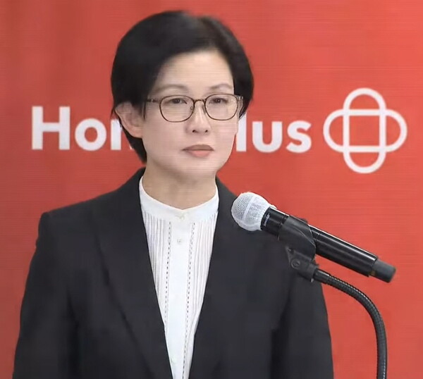 조주연 홈플러스 사장이  최근 기업회생으로 불편을 겪고 있는 협력사, 입점주, 채권자 등 모든 관계자들에게 사과하고 책임 있는 자세로 모든 채권을 변제함으로써 이번 회생절차로 인해 누구도 피해를 입지 않도록 하겠다는 입장을 밝혔다.