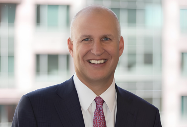 제프리 에이커스 아담스 스트리트 세컨더리 투자 대표.