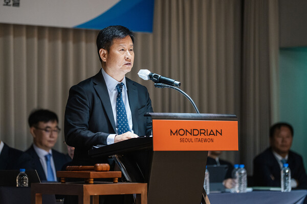 박기덕 고려아연 사장이 28일 서울 용산구 몬드리안 호텔에서 열린 정기 주주총회에서 발언하고 있다. 고려아연 제공