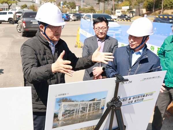 김순호 구례군수가 주요 사업장 40곳을 찾아 현장점검을 실시하고 있다. (사진=구례군)