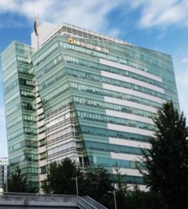                               경상도 일대 산불로 농작물 피해 관련 보험금 청구가 급증한 농협손해보험. NH농협손보 제공.