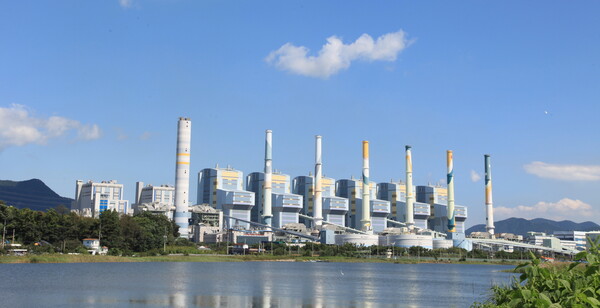 한국남부발전 하동빛드림본부 전경.