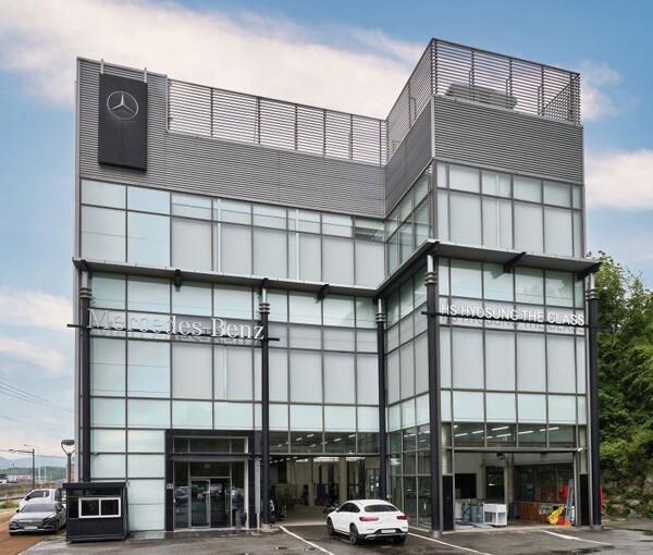 HS효성더클래스가 청주 전시장 이전에 따라 기존 부지에 위치한 청주 서비스센터를 확장 오픈했다. 사진은 HS효성더클래스 청주서비스센터 외관. HS효성더클래스 제공