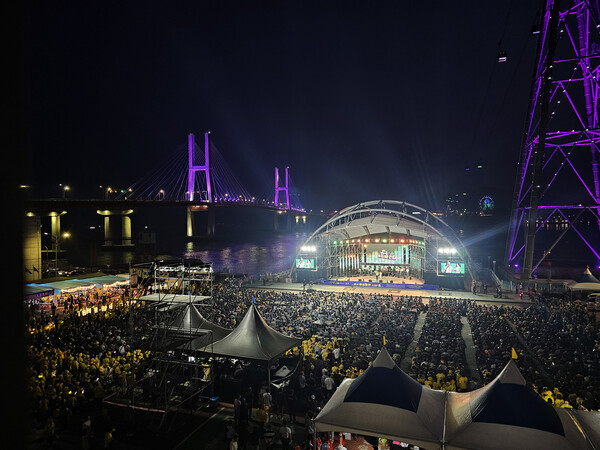 지난해 열린 제12회 삼천포아가씨가요제 전경. 사천시 제공