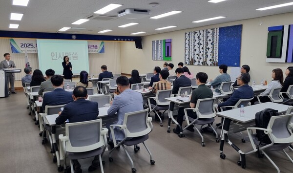 전라남도교육청은 21일 목포인성학교와 목포공업고등학교에서 '2025 특수교육지원센터 역량 강화 연수'를 진행했다.사진/전남교육청