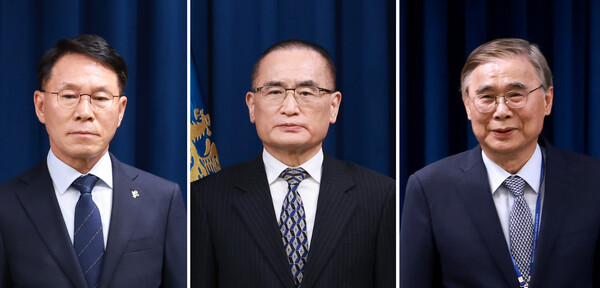 왼쪽부터 황인권 대통령경호처장, 위성락 안보실장, 이종석 국가정보원장 후보자. 연합뉴스