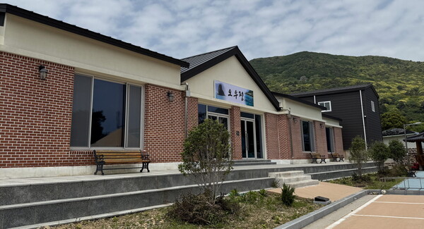 농산어촌개발사업-완도군 보길면 주민편의 시설 오우정.사진/전남도
