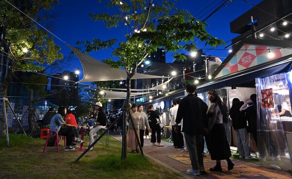 백운광장 금·토 야시장.사진/남구