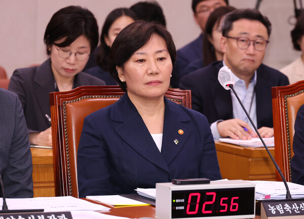 송미령 농림축산식품부 장관이 23일 국회에서 열린 농림축산식품해양수산위원회 전체회의에 참석해 있다. 연합뉴스. 
