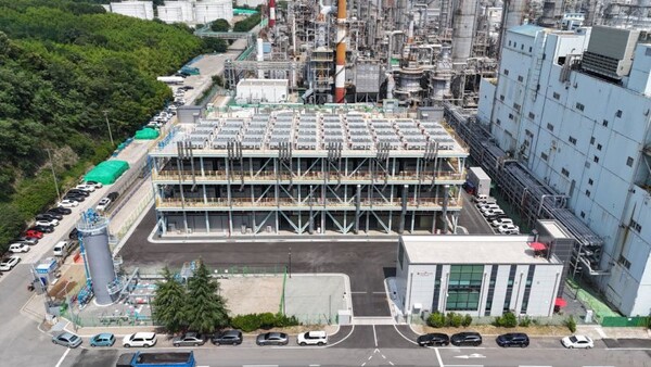 롯데SK에너루트 수소연료전지 발전소인 ‘울산하이드로젠파워2호(사진)’가 상업운전을 시작했다. 롯데SK에너루트 제공