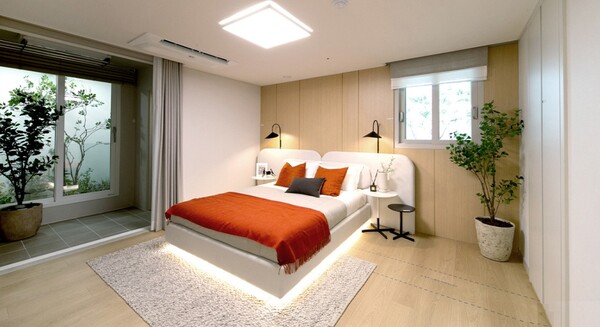 SM스틸 건설부문이 시행·시공해 광주광역시 동구 산수동 산 67-23번지 일원에 공급하는 '무등산 경남아너스빌 디원'의 침실. SM스틸 제공