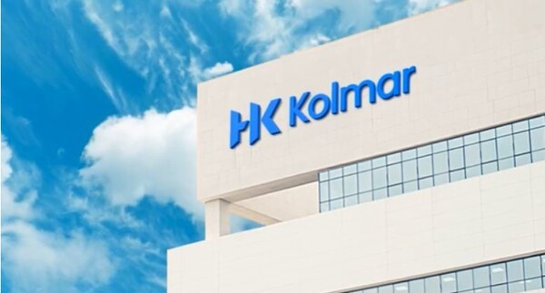 콜마그룹 4개 주요 계열사가 공동으로 집중호우로 피해를 입은 이재민과 지역 복구를 돕기 위해 성금 1억원을 기부했다. 한국콜마 제공