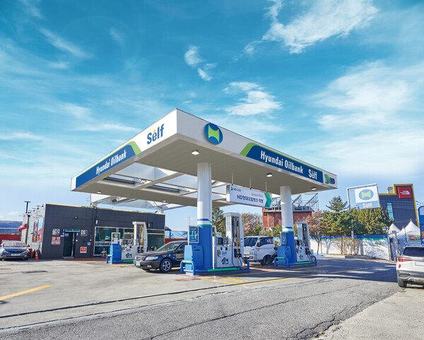 HD현대오일뱅크는가 올해 2분기에 매출 6조5417억원, 영업손실 2413억원을 기록했다. 사진은 HD현대오일뱅크 주유소. HD현대오일뱅크 제공