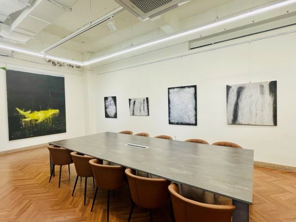 한국화가 허달용 작가가 광주 브리티 갤러리에서 개인전(8월 4일~9월 3일)을 열고 있다./ 브리티갤러리