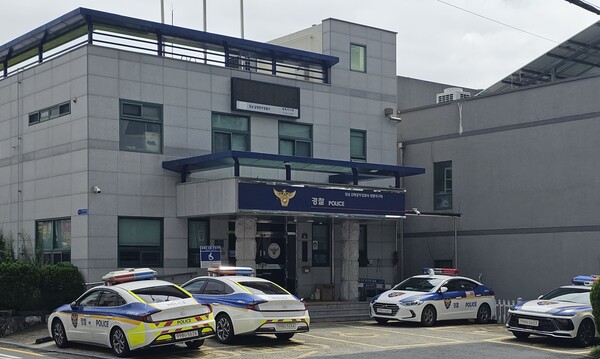 ◇'김해 삼계 동일스위트' 아파트의 치안 업무를 맡는 지구대인 김해중부경찰서 왕릉지구대. (사진=이준혁 기자)