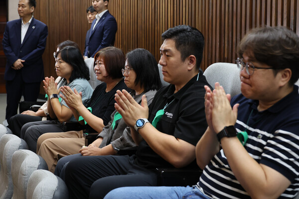 2022년 7월 16일 충북 청주시 오송읍 궁평2지하차도에서 참사가 발생한 후 구조작업중인 소방당국. 연합뉴스. 