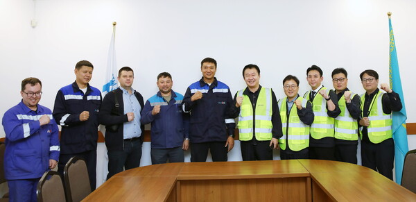 한난은 5일 카자흐스탄 알마티 지역을 방문해 노후화된 복합화력 발전소를 둘러보고 현지 관계자들과 협력 방안을 논의했다. [사진=한국지역난방공사]