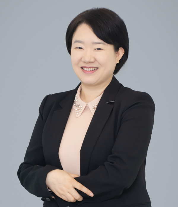             함영진 우리은행 부동산리서치랩장