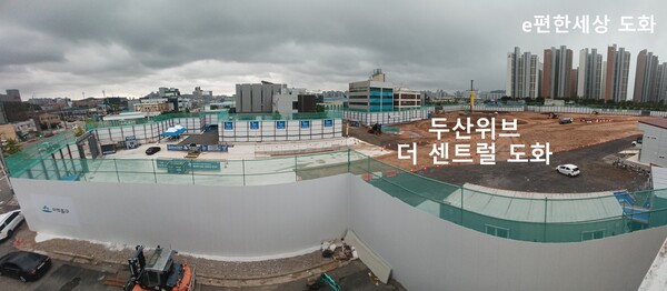 두산건설이 인천광역시 미추홀구 도화4구역(도화동 53-28)에 공급하는 '두산위브 더 센트럴 도화'의 건설현장. 김태현 기자