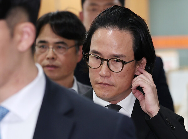 지난달 1심 선고공판에 출석하던 조현범 회장. 뉴스1