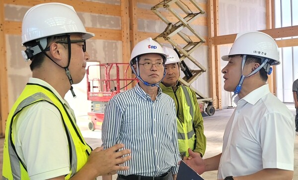 이철우 경상북도지사는 16일 오후 APEC정상회의 주요행사장 중 하나인 국립경주박물관을 직접 점검했다.(사진=경북도)