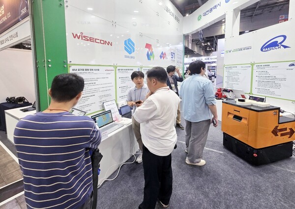 17 일산 킨텍스에서 열리는 2025 대한민국 안전산업박람회(K-SAFETY EXPO 2025)에서 대전 기업들이 공동관을 운영하고 있다. 테크노파크 제공.