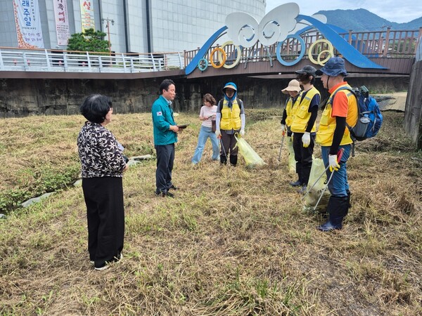 창원시 공공일자리 사업장 안전점검 모습.
