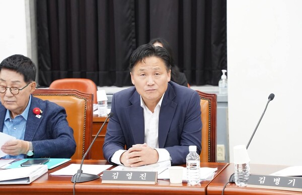 더불어민주당 김영진 의원. 의원실.