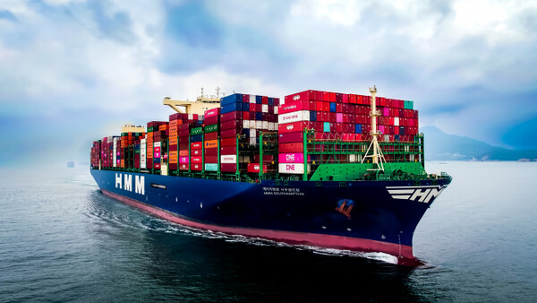 9월 수출이 전년 동월 대비 12.7% 증가한 659억달러로 역대 최대를 기록했다. HMM 제공