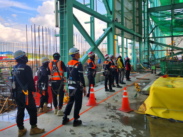 남부발전 감사실이 29일 안동빛드림본부 2호기 발전소 건설 현장을 찾아, 안전감찰을 실시했다. 한국남부발전 제공