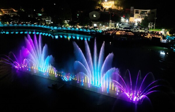 방동 윤슬거리 음악분수. 유성구 제공.