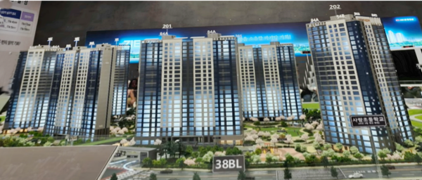 남악오룡2피에프브이와 문장건설이 전남 무안군 2개 블록에서 공동 시행 중인 '오룡2 지엔하임'(사진 건설현장)의 청약 전선에 냉기류가 감돈다.