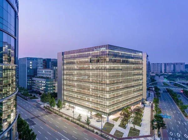 한국타이어앤테크놀로지가 올해 3분기 매출 5조4127억원, 영업이익 5859억원을 기록하며 사상 최대 실적을 올렸다. 사진은 한국타이어 판교 본사 전경. 한국타이어 홈페이지