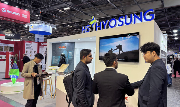 프랑스 파리에서 열리는 '밀리폴 파리 2025'에 마련된 HS효성첨단소재 부스 전경. HS효성첨단소재 제공