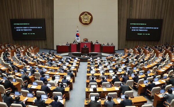 국회가 12일 임시회 본회의를 열고 총 55건의 안건을 처리했다. [사진=연합뉴스] 